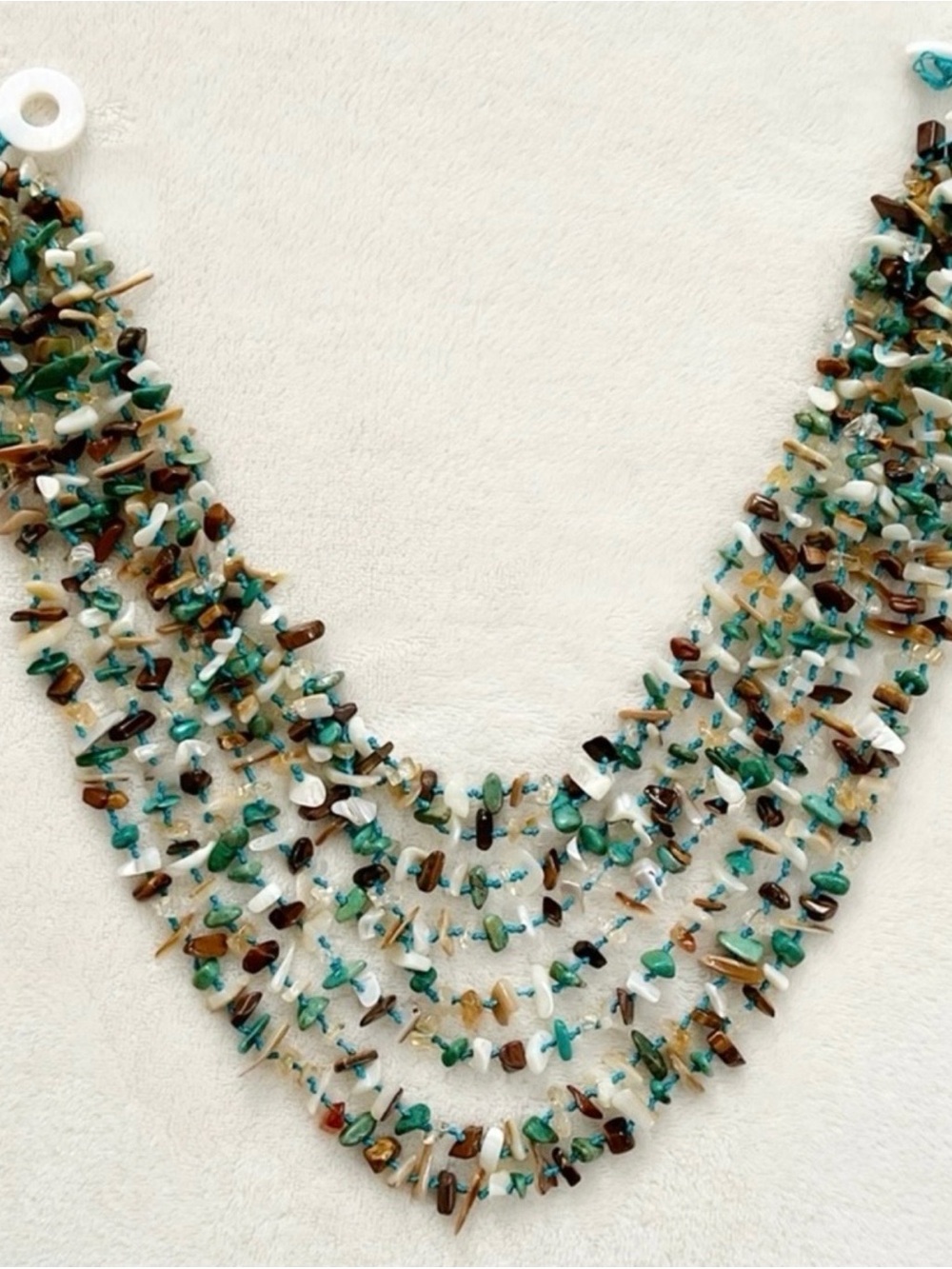 Vintage Southwestern Multi-Strand Gemstone Chip Necklace Boho Hand-Knotted